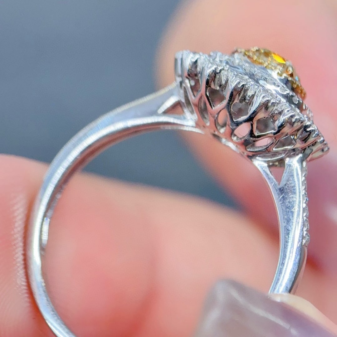 14k Gold 0.37 Ct Natural Yellow Diamond & Yellow Diamond & Diamond Ring - 4