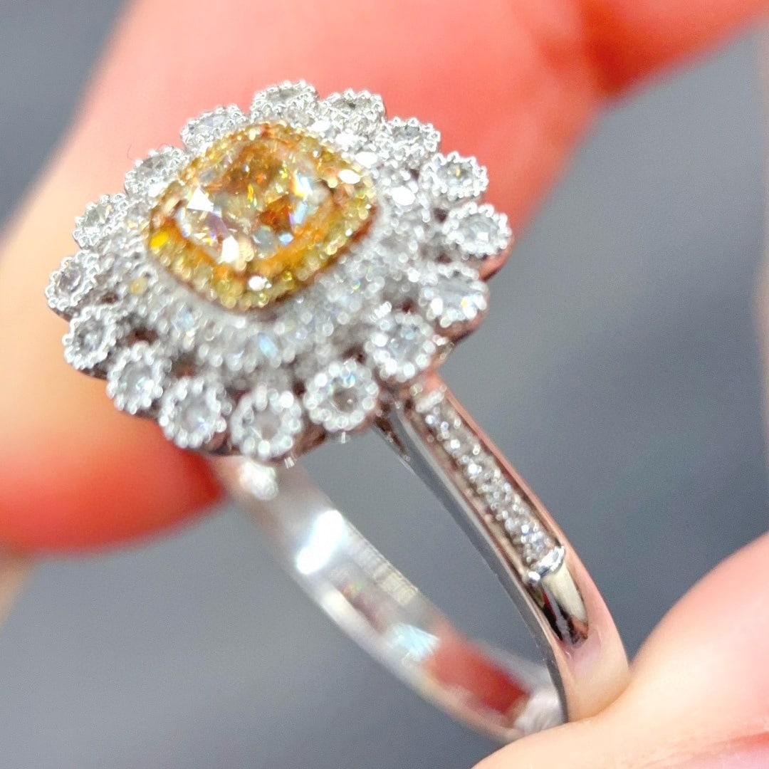 14k Gold 0.37 Ct Natural Yellow Diamond & Yellow Diamond & Diamond Ring - 5