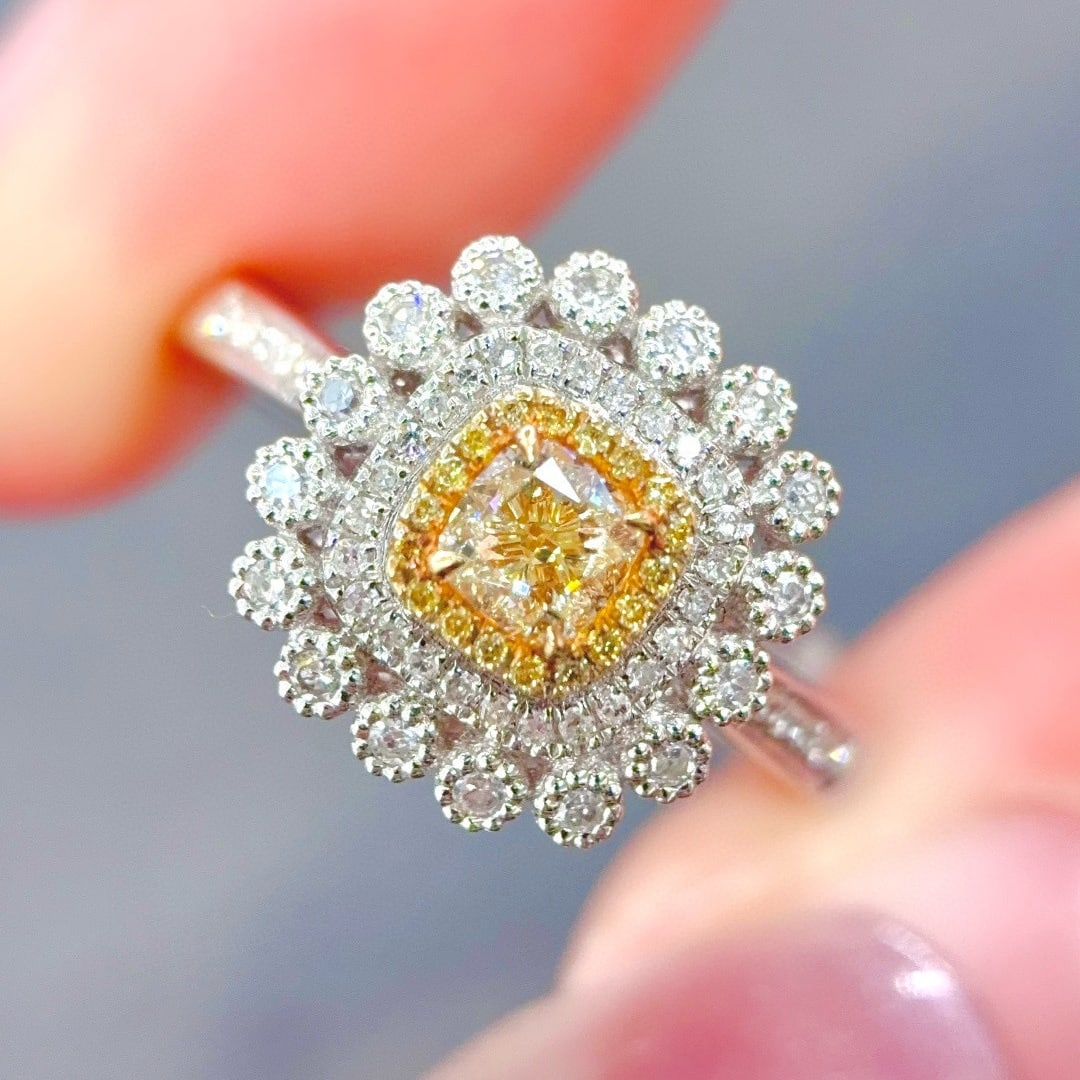 14k Gold 0.37 Ct Natural Yellow Diamond & Yellow Diamond & Diamond Ring - 6