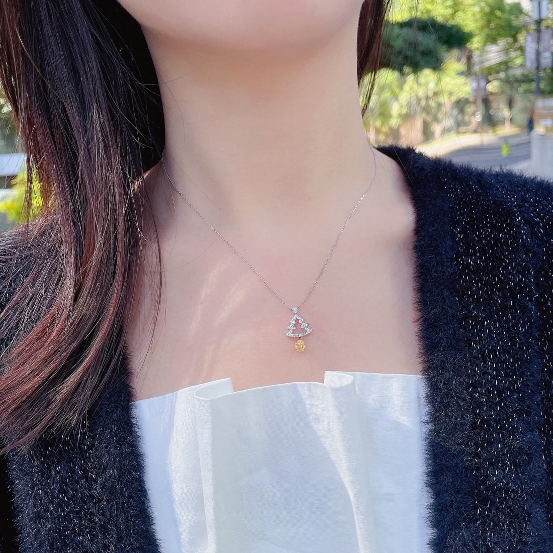 14k Gold 0.34 Ctw Natural Yellow Diamond & Diamond Necklace - 3