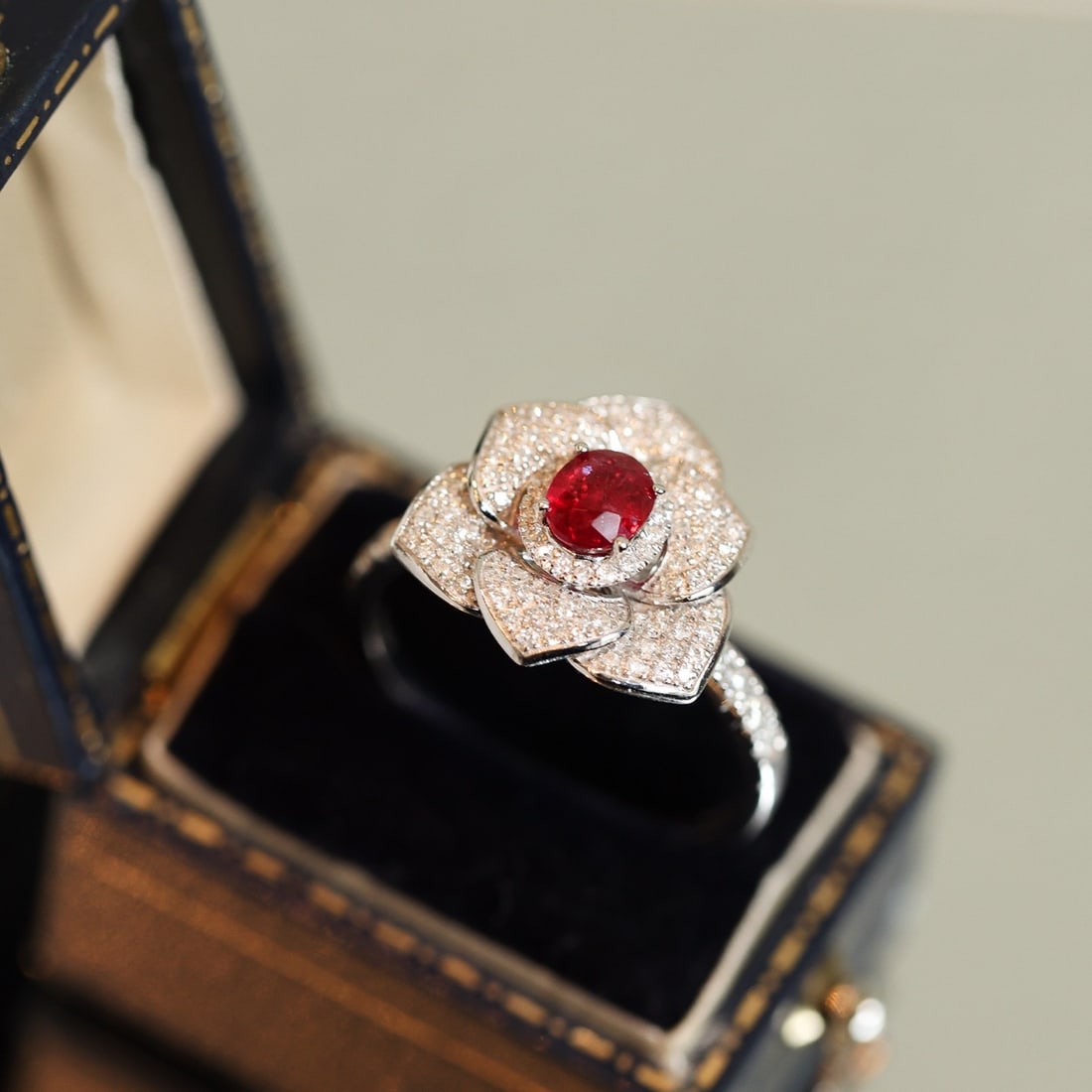 14k Gold 0.98 Ctw Natural Ruby & Diamond Ring - 2