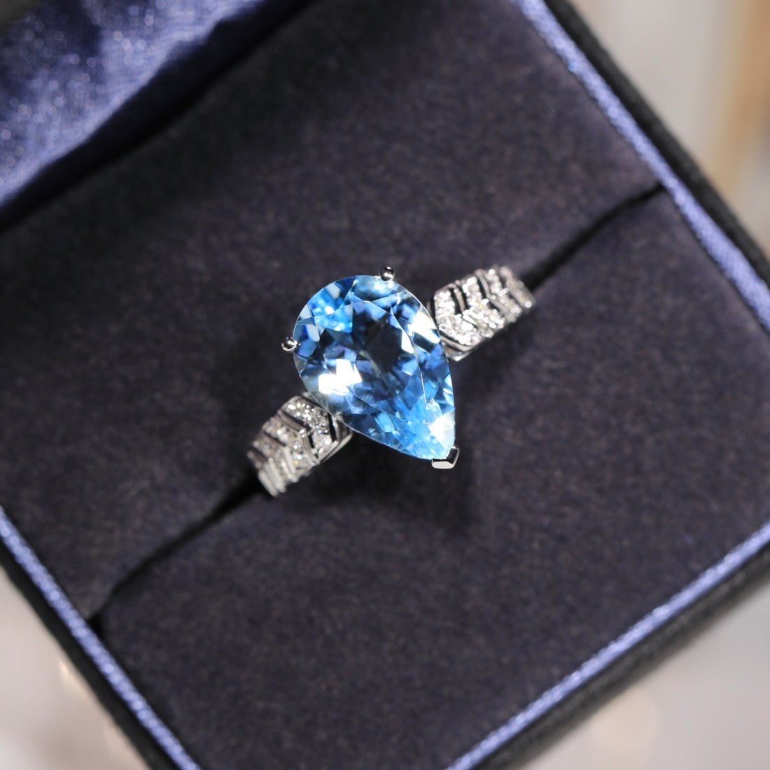 14k Gold 4.21 Ct Natural Aquamarine & Diamond Ring - 4