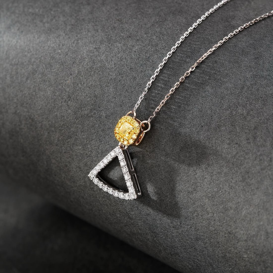 14k Gold 0.33 Ctw Natural Yellow Diamond & Diamond Necklace - 3