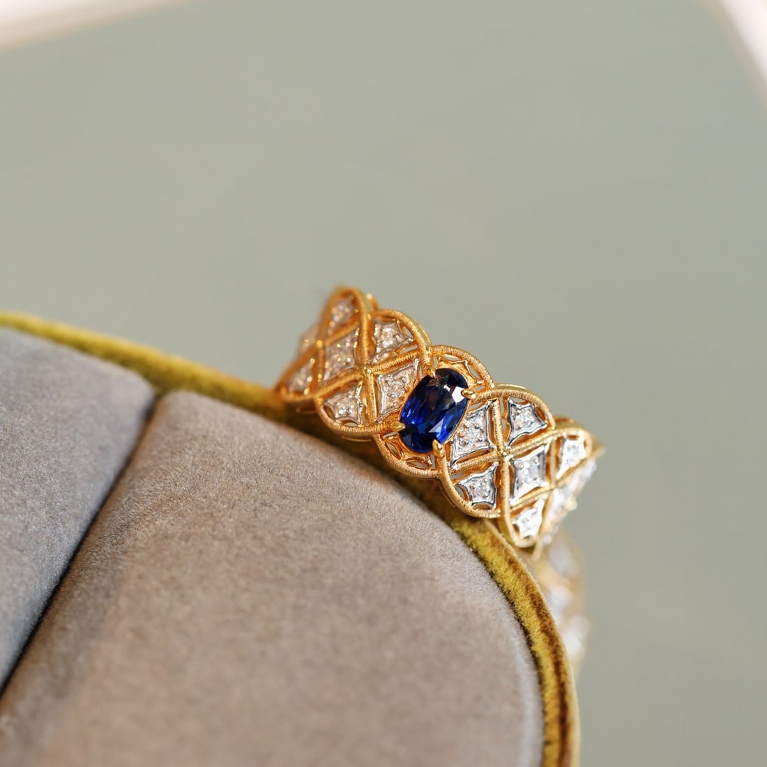 14k Gold 0.86 Ctw Natural Sapphire & Diamond Ring - 3
