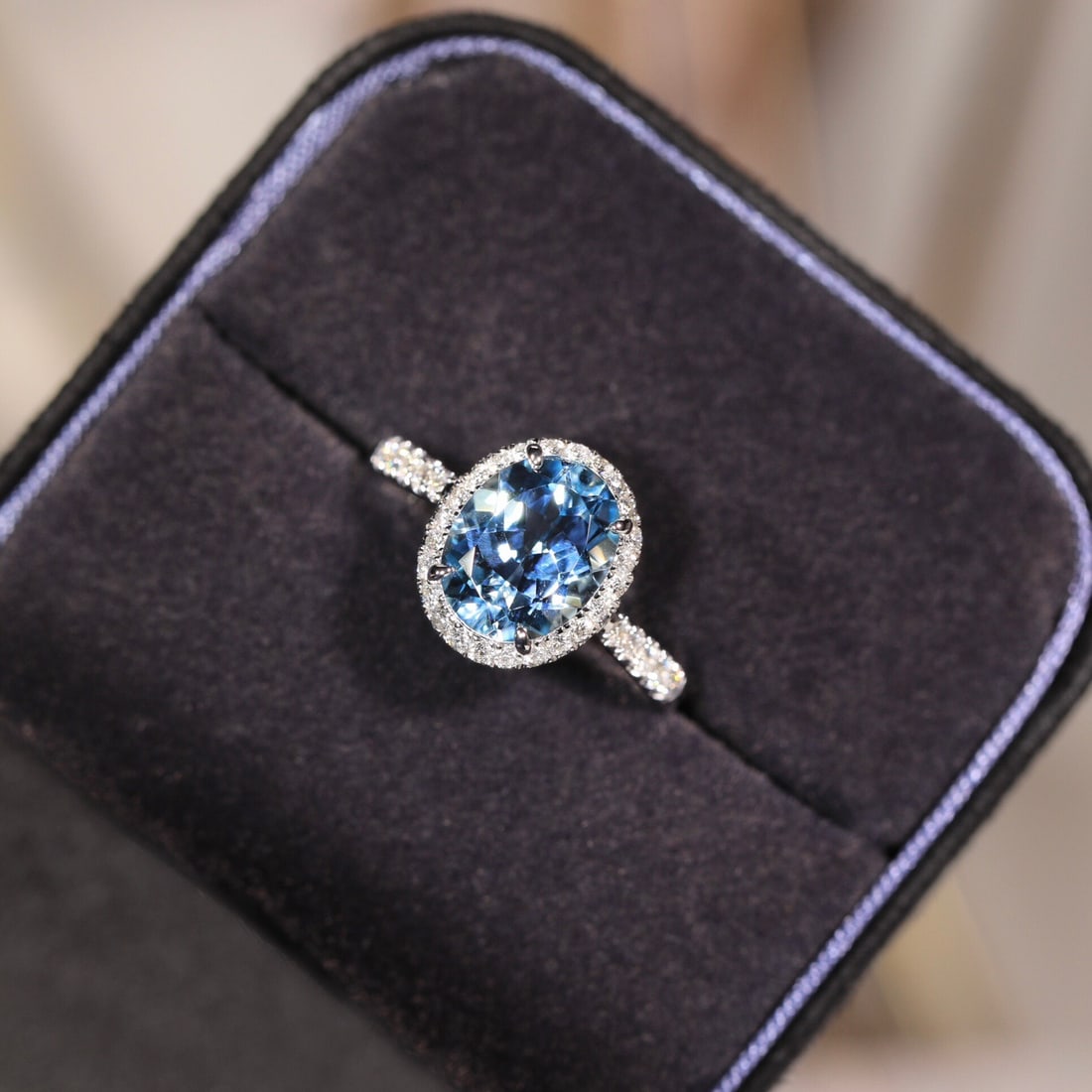 14k Gold 2.00 Ct Natural Aquamarine & Diamond Ring - 5