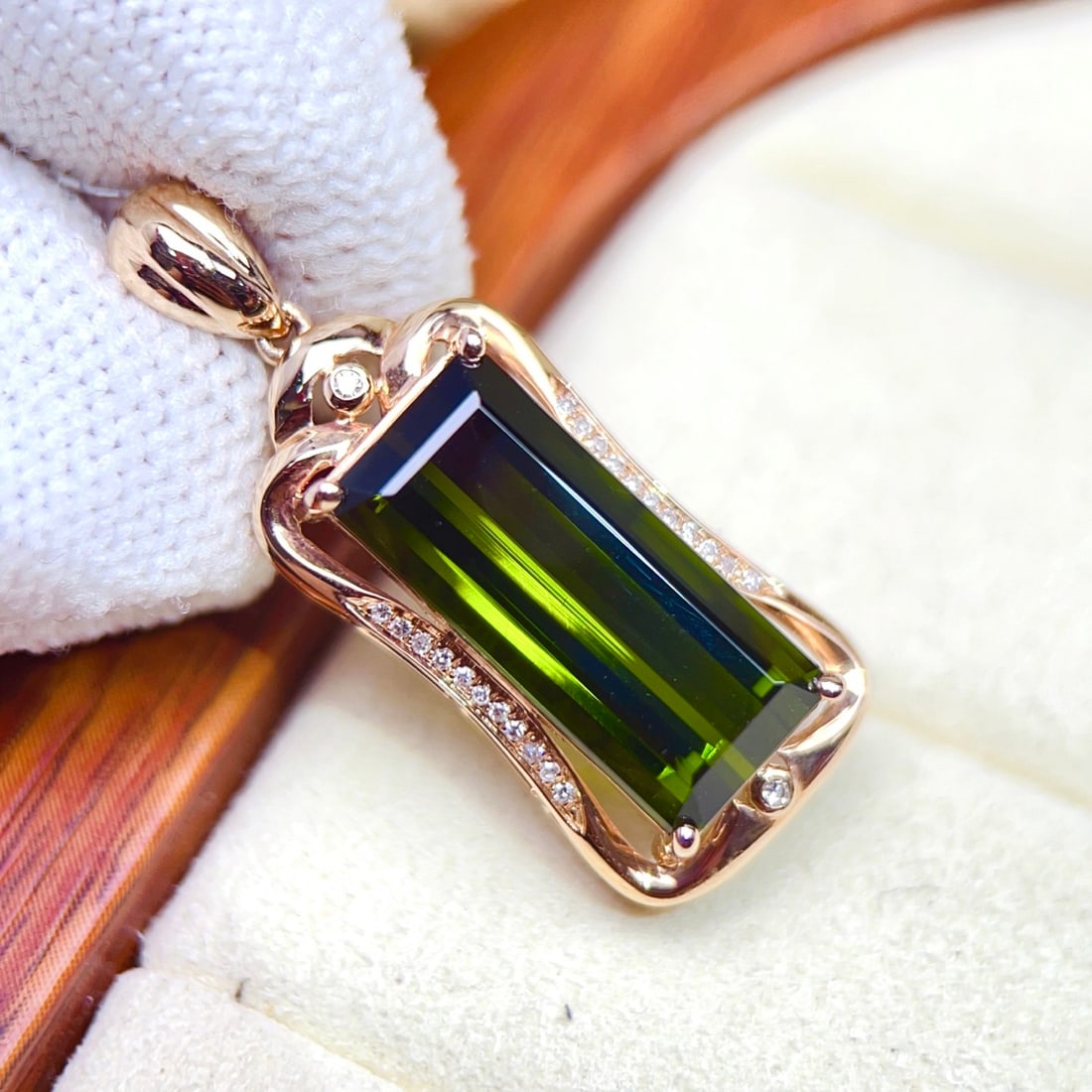 14k Gold 7.82 Ctw Natural Tourmaline & Diamond Pendant( Without Chain ) - 3