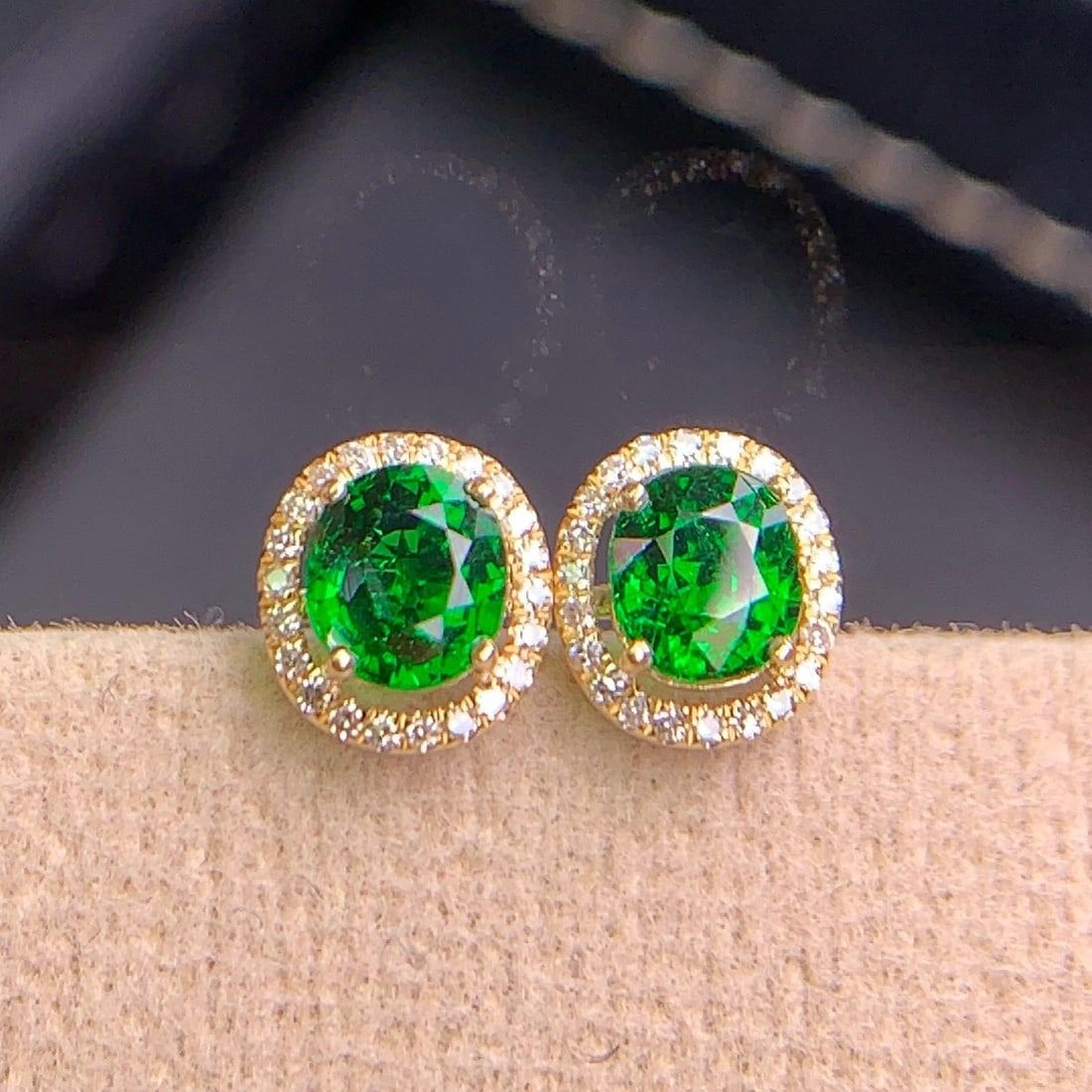 14k Gold 1.45 Ct Vivid Green Natural Tsavorite & Diamond Earrings - 2