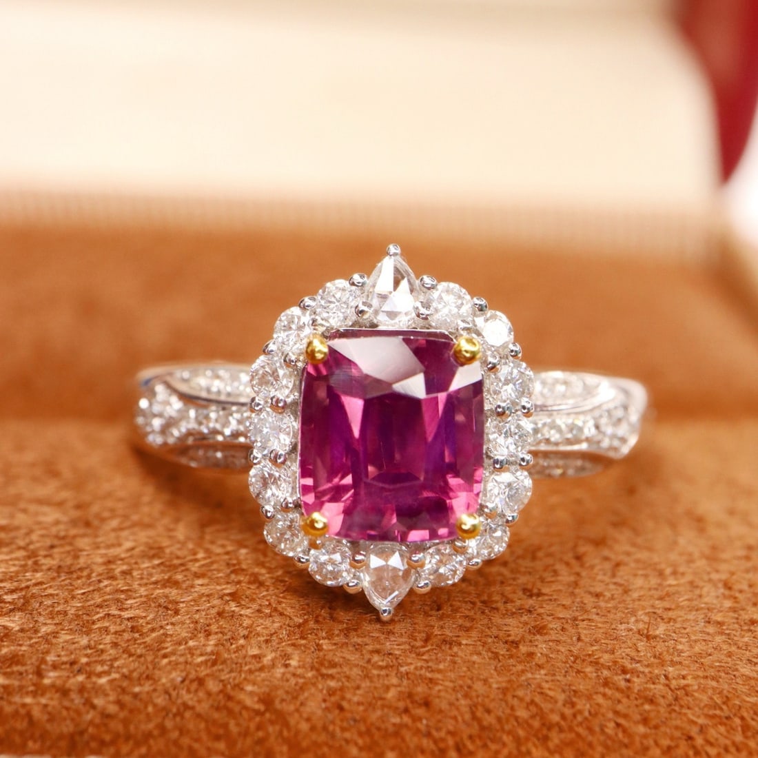 14k Gold 1.47 Ctw Natural Spinel & Diamond Ring: Ref:231102150 // gold content:14k gold // ring size:7. 25us // // main gemstone:spinel // shape:cushion // carat weight:1. 27ct // color:pink // treatment:natural // // adjacent gemstone 2 : diamond