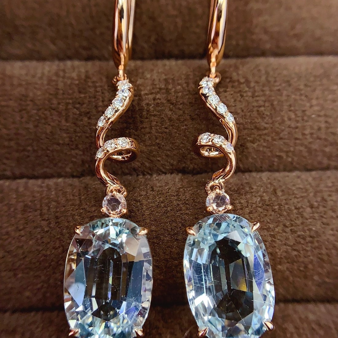 14k Gold 8.9 Ct Natural Aquamarine & Diamond Earrings - 2