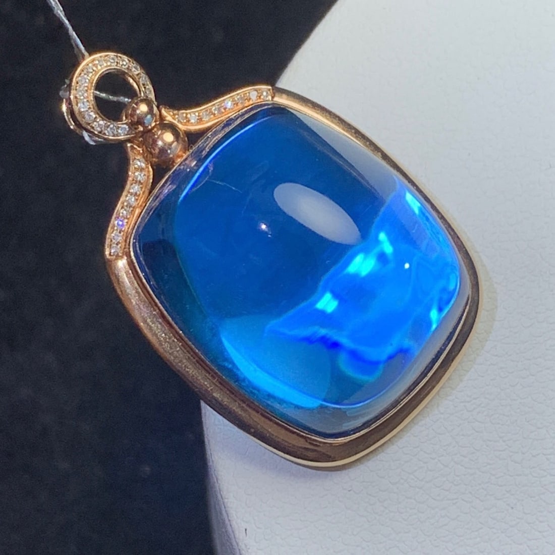 14k Gold 50 Ct Natural Topaz & Diamond Pendant( Without Chain ) - 2