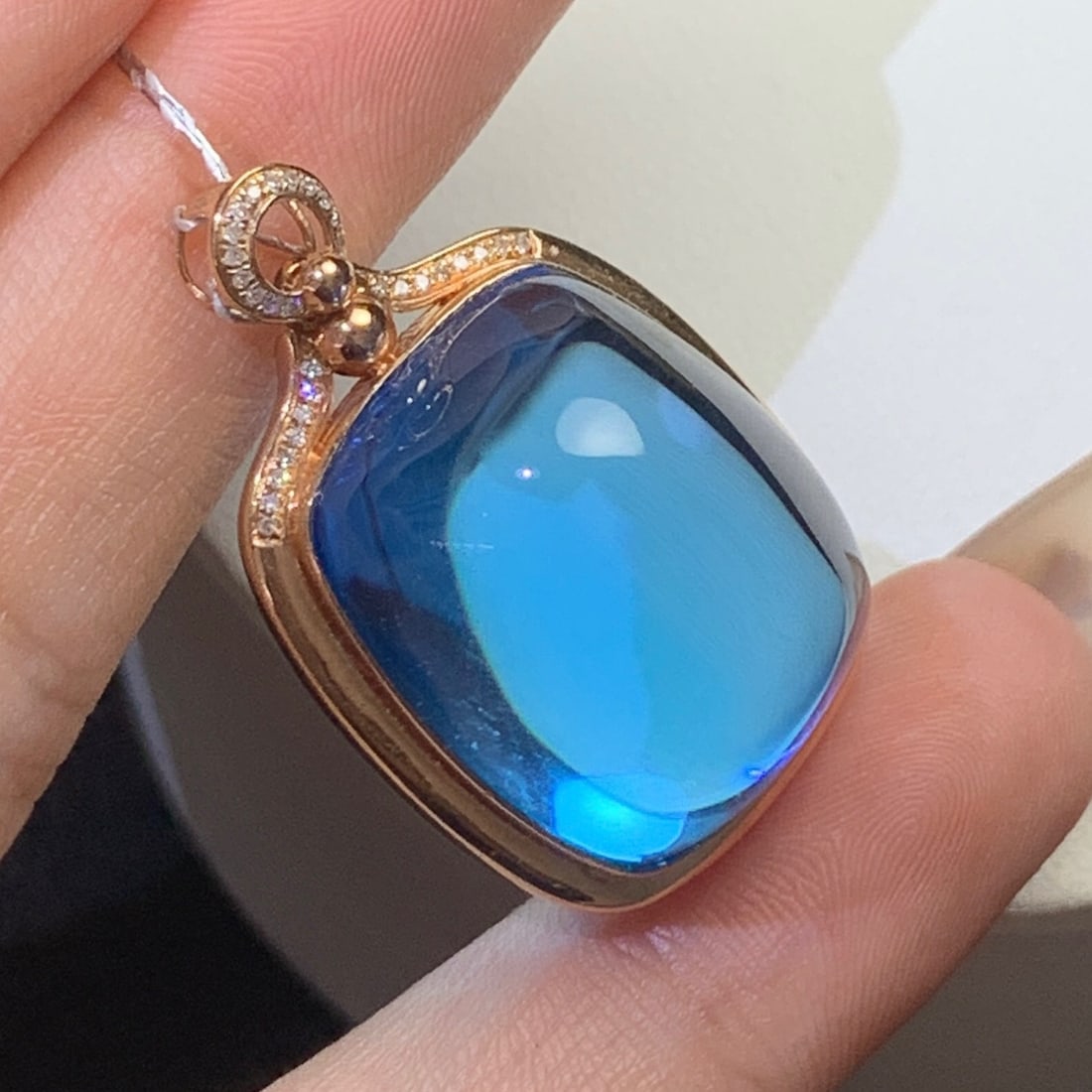 14k Gold 50 Ct Natural Topaz & Diamond Pendant( Without Chain ) - 3