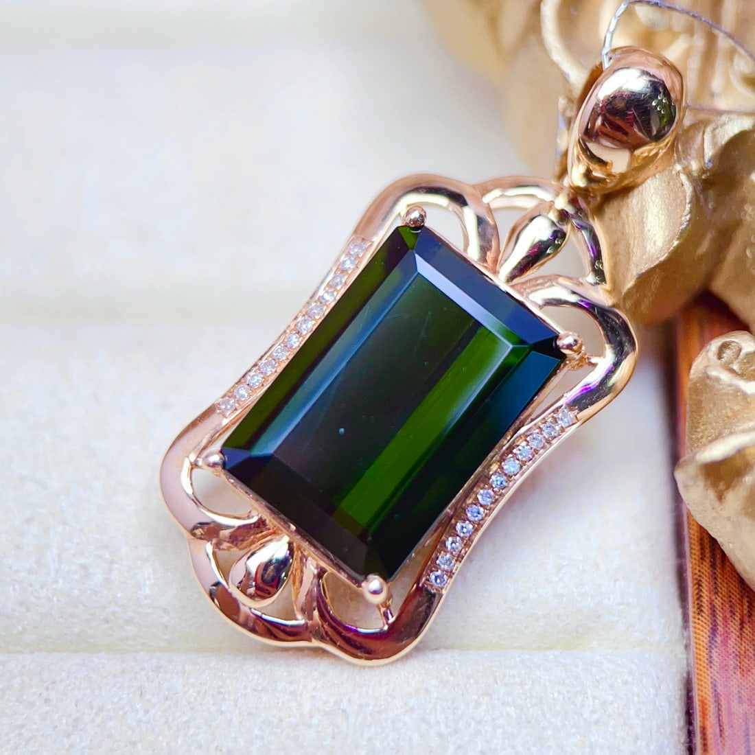 14k Gold 10.62 Ctw Natural Tourmaline & Diamond Pendant( Without Chain ) - 3