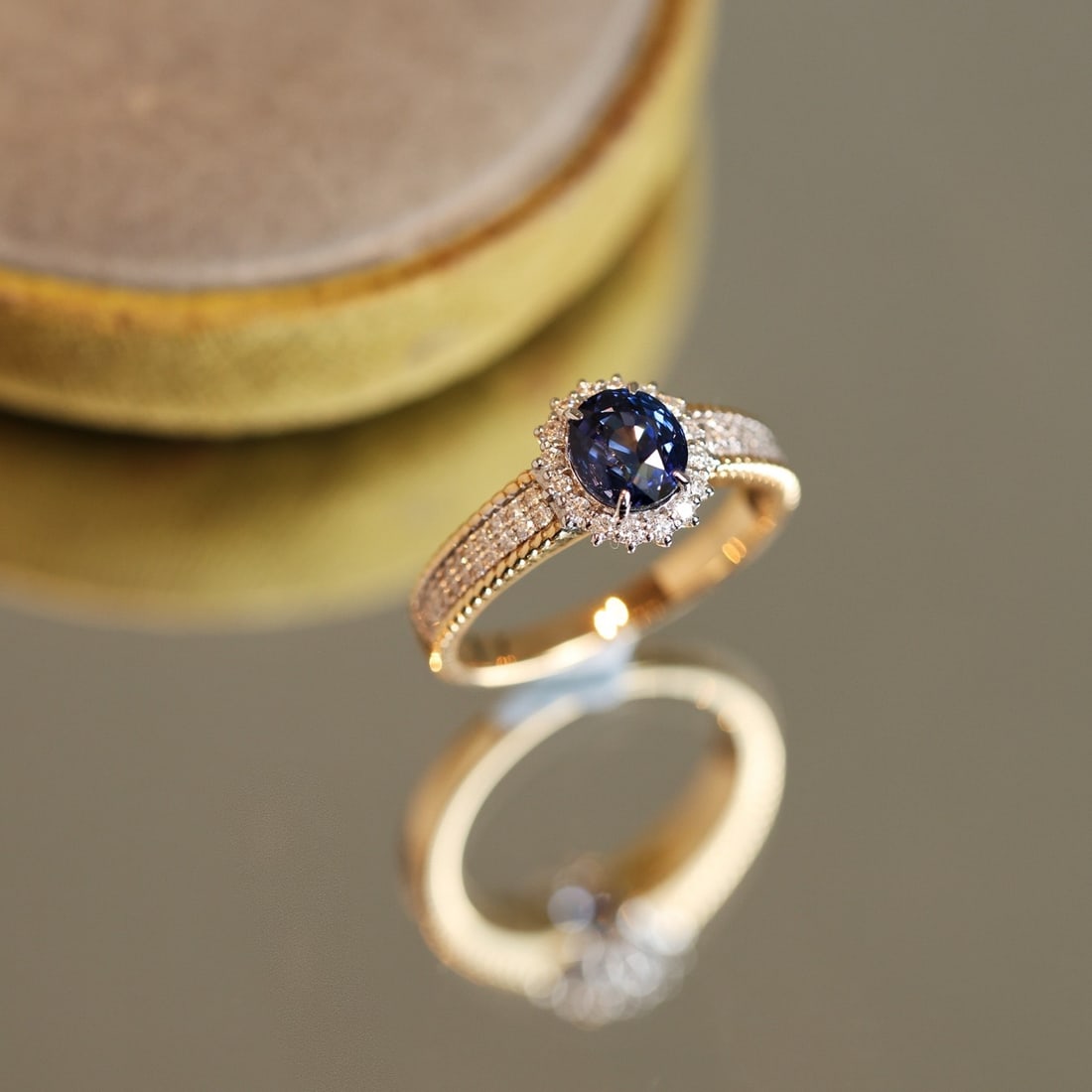14k Gold 1.87 Ctw Natural Sapphire & Diamond Ring - 8