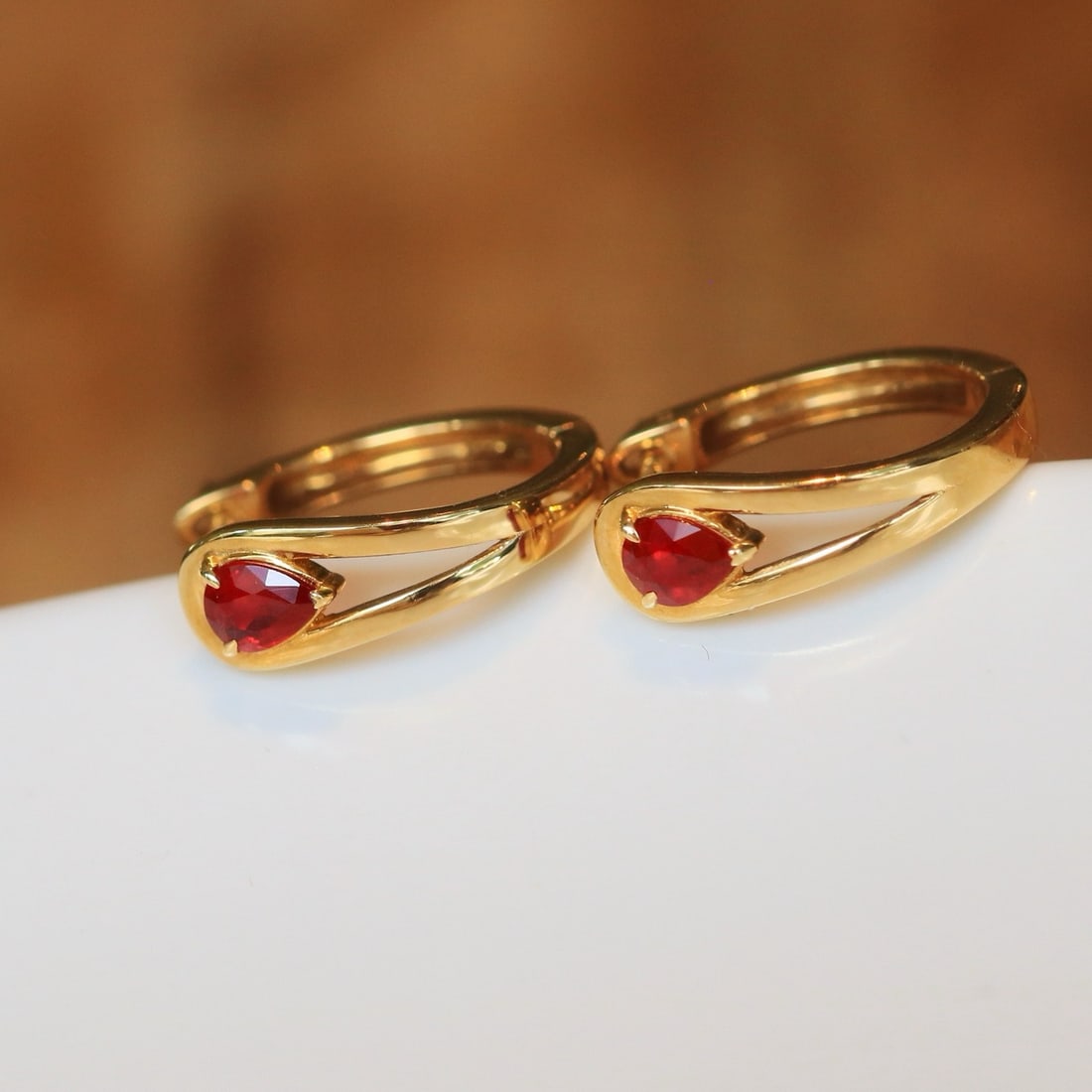 14k Gold 0.4 Ct Natural Ruby Earrings - 6