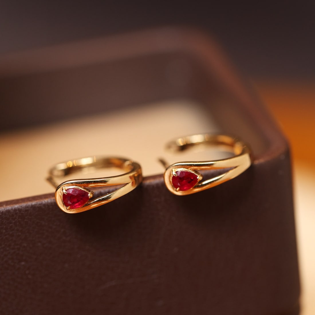 14k Gold 0.4 Ct Natural Ruby Earrings - 7