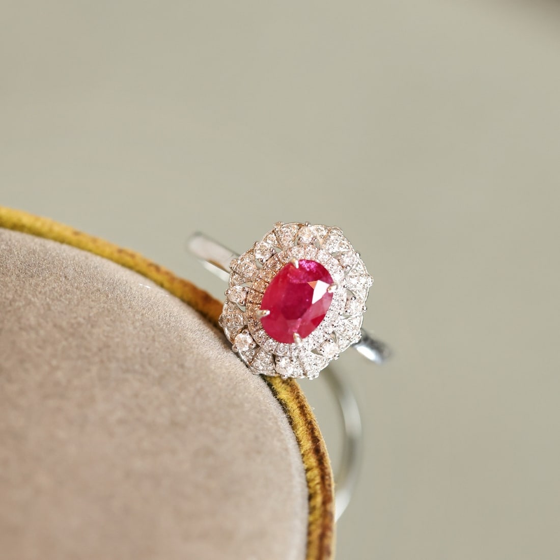14k Gold 1.47 Ctw Natural Ruby & Diamond Ring - 3