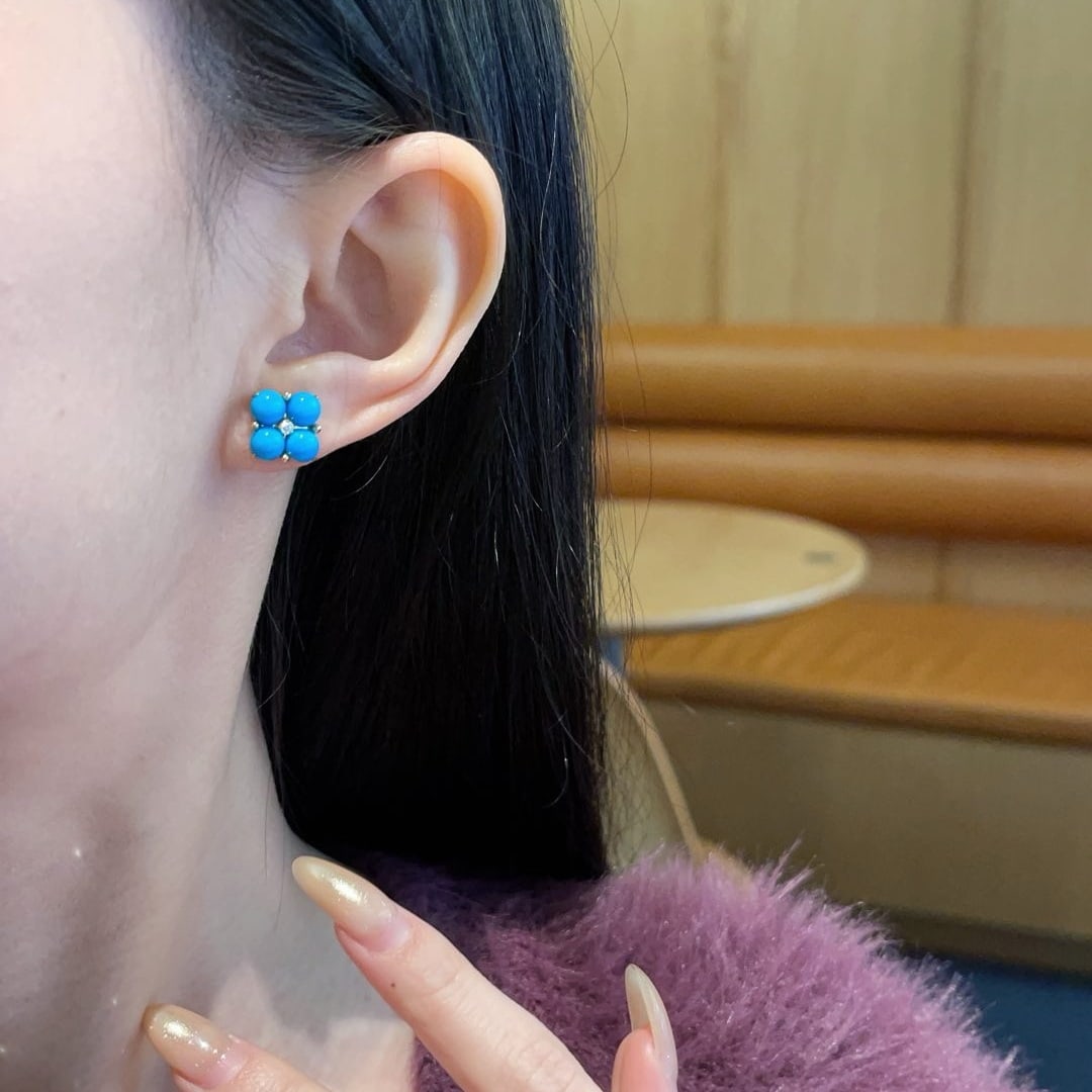 14k Gold 5 Ct Natural Blue Turquoise & Diamond Earrings - 4
