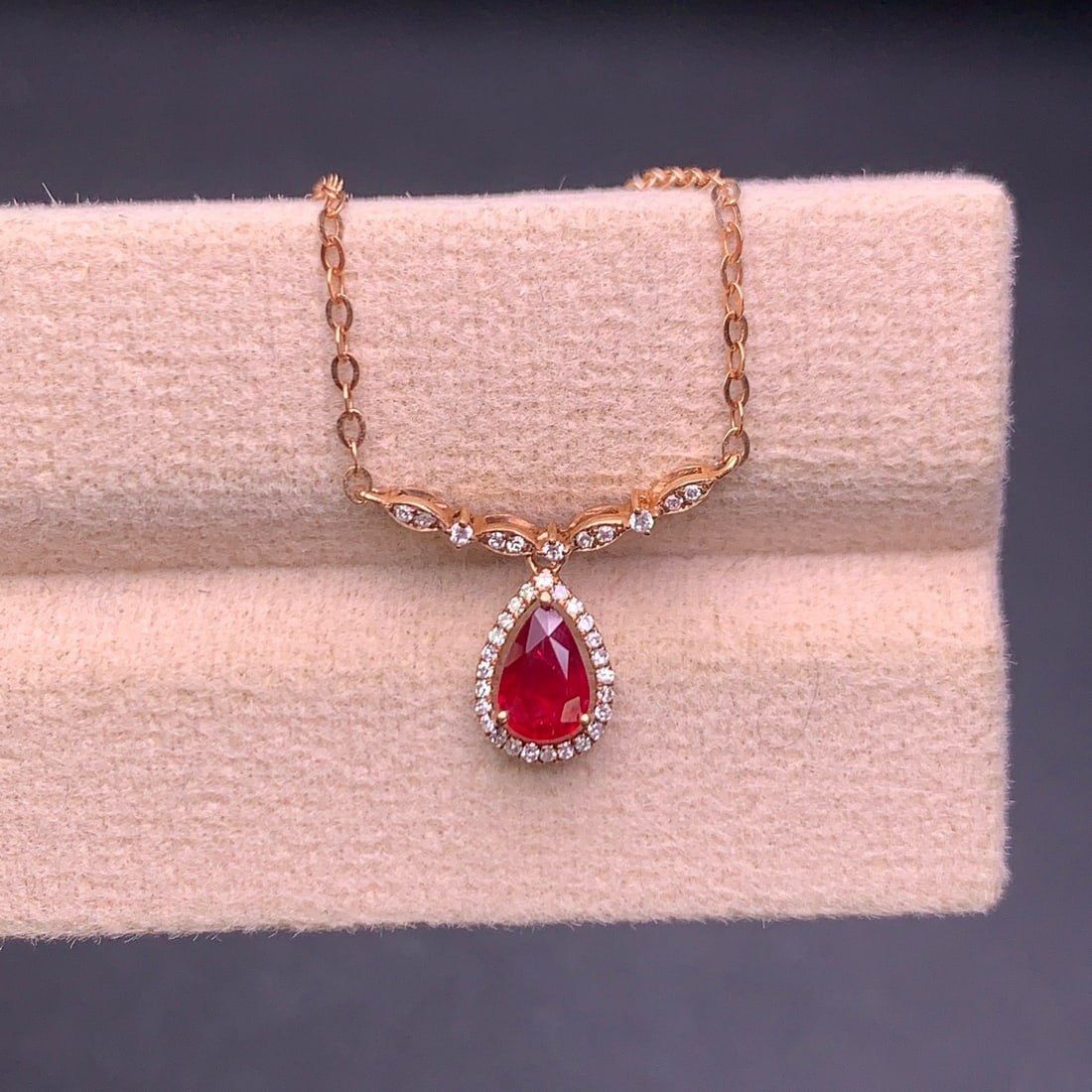14k Gold 0.5 Ct Natural Ruby & Diamond Necklace - 4