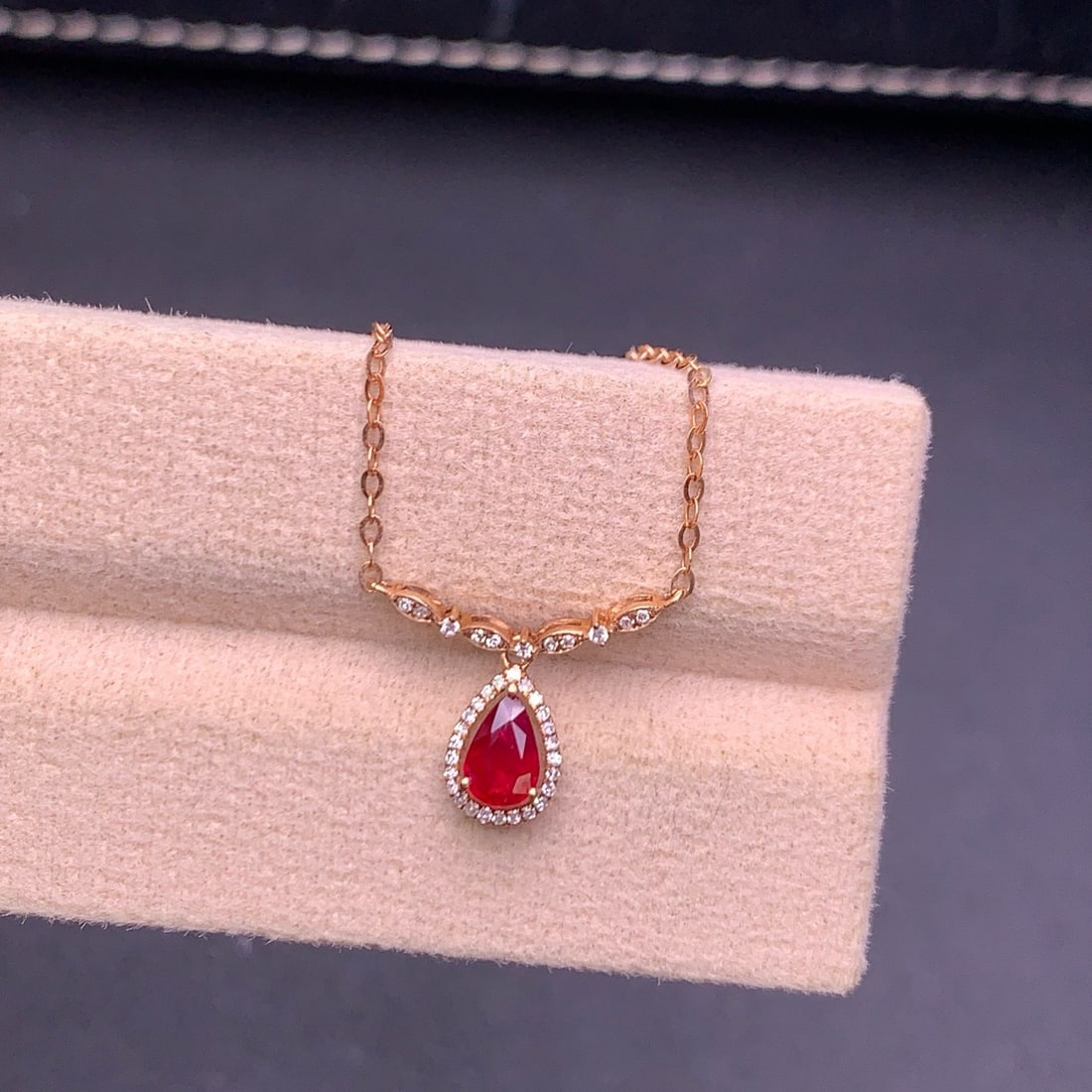 14k Gold 0.5 Ct Natural Ruby & Diamond Necklace - 7