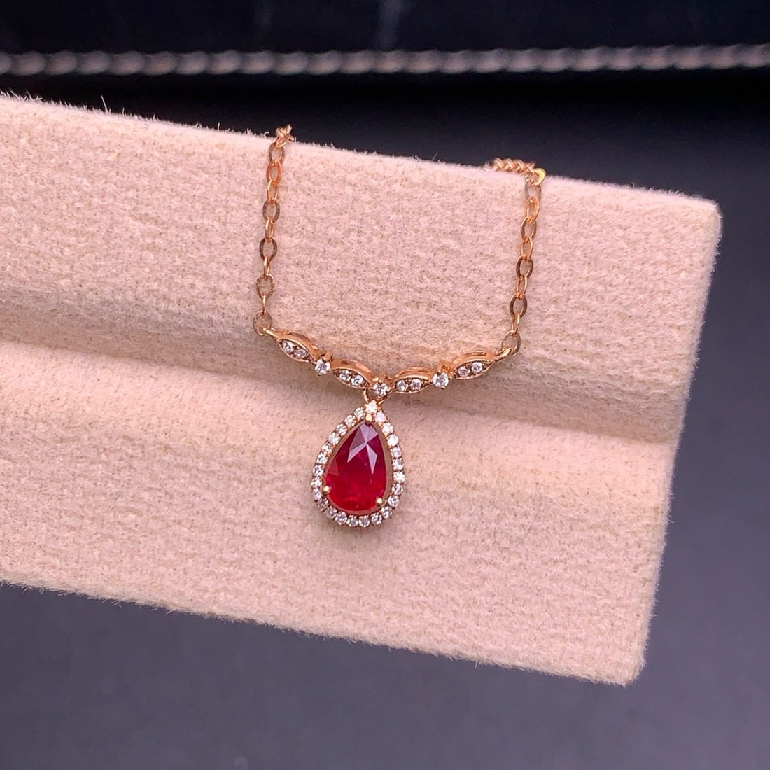 14k Gold 0.5 Ct Natural Ruby & Diamond Necklace - 8