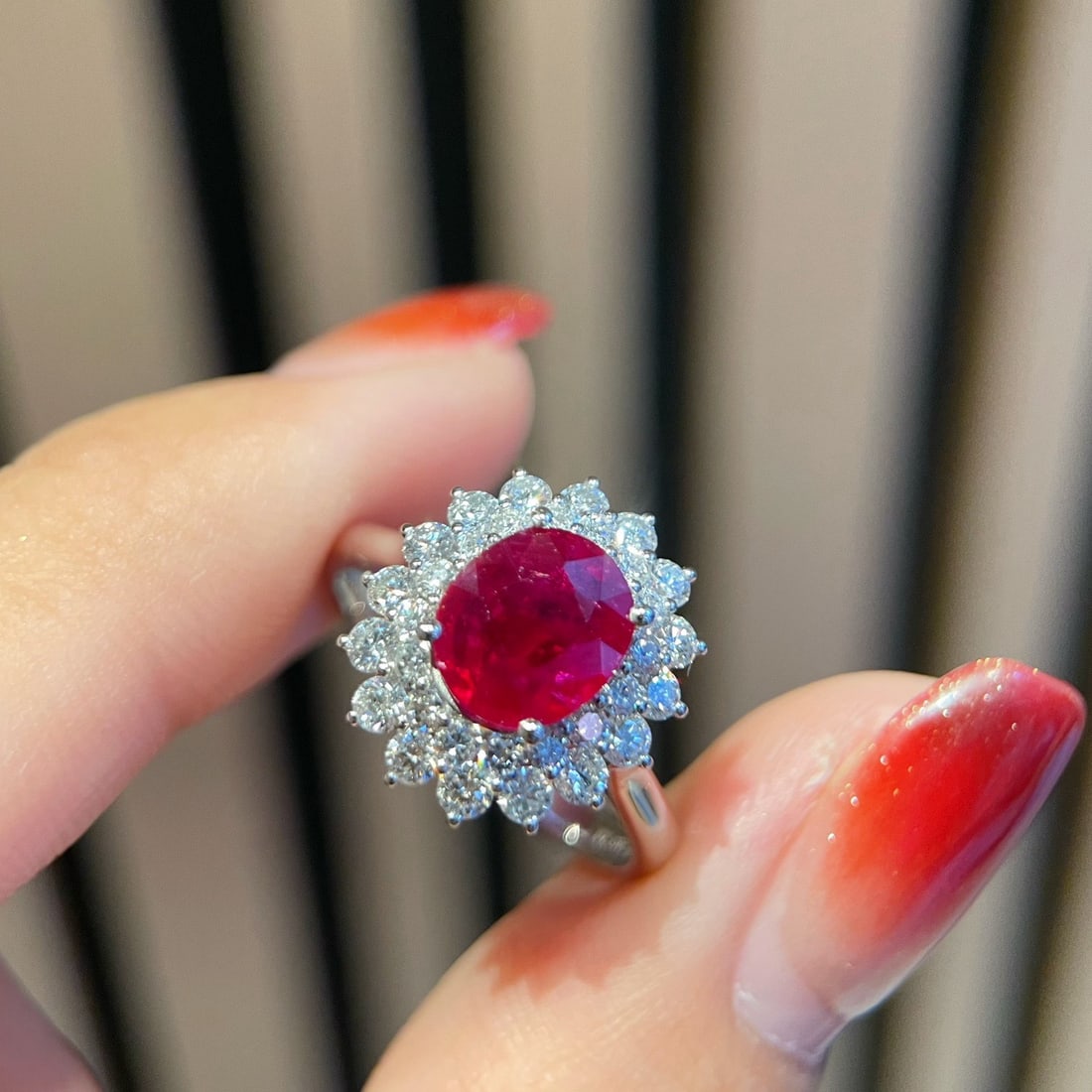 14k Gold 2.64 Ctw Natural Ruby & Diamond Ring - 7