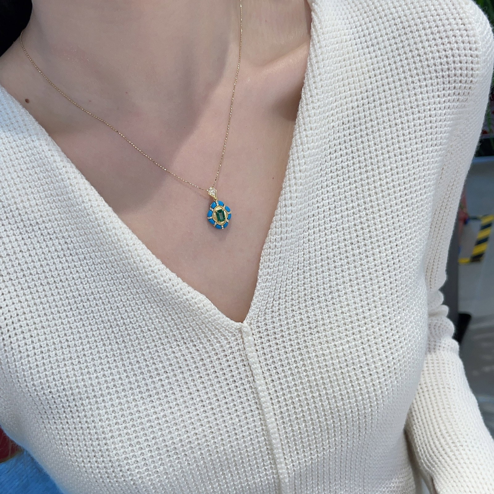 14k Gold 0.59 Ct Vivid Green Natural Emerald & Diamond & Blue Turquoise Pendant( Without Chain ) - 2