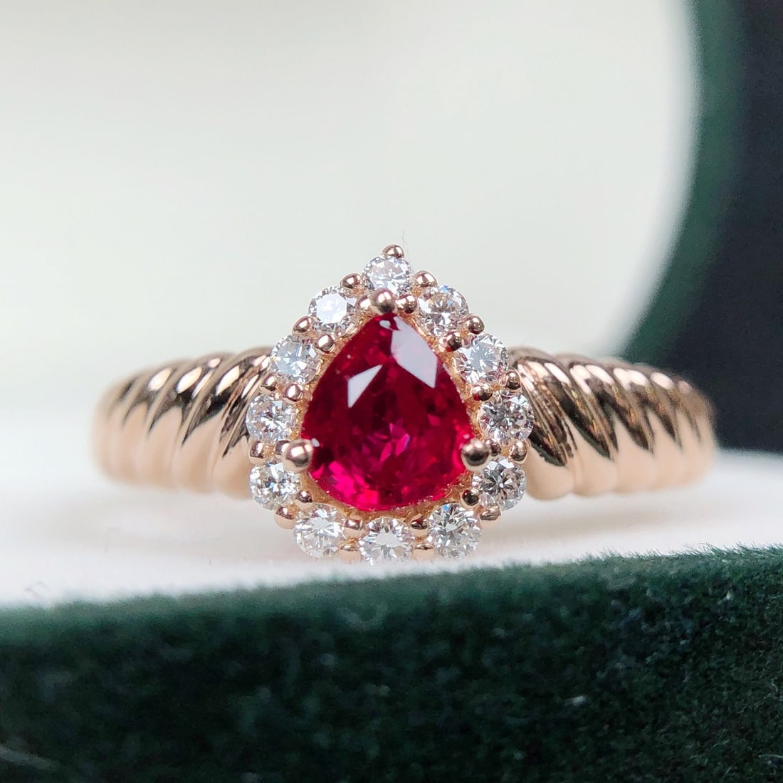 14k Gold 0.78 Ctw Natural Ruby & Diamond Ring: Ref:231102201 // gold content:14k gold // ring size:7. 25us // // main gemstone:ruby // shape:pear // carat weight:0. 60ct // color:red // treatment:natural // // adjacent gemstone 2 : diamond //