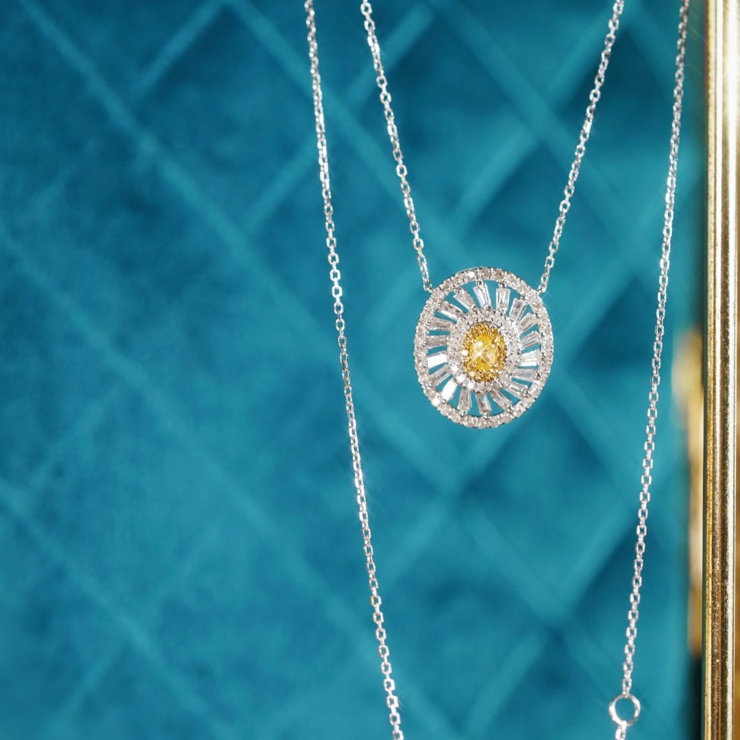 14k Gold 0.60 Ctw Natural Yellow Diamond & Diamond Necklace - 2