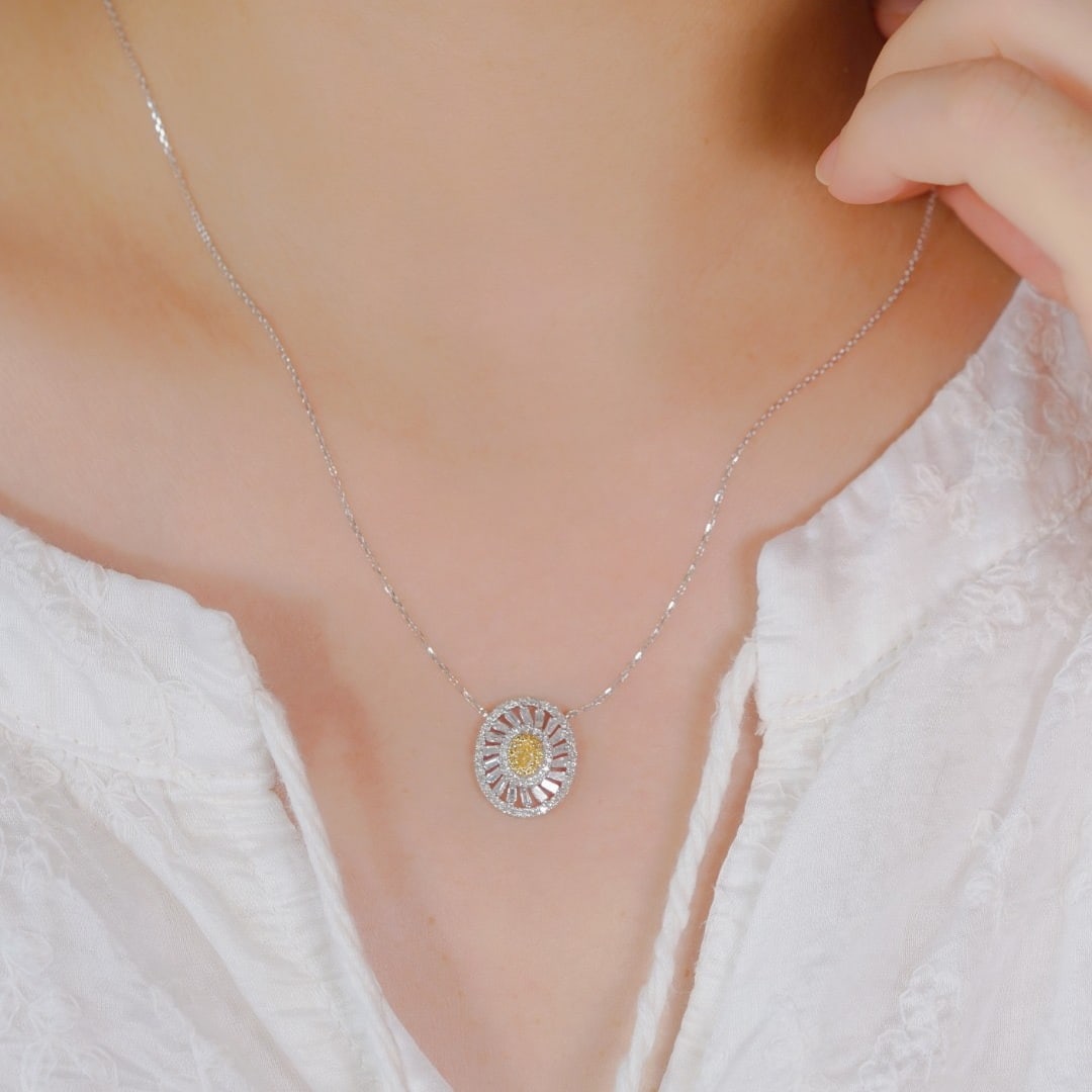 14k Gold 0.60 Ctw Natural Yellow Diamond & Diamond Necklace - 3