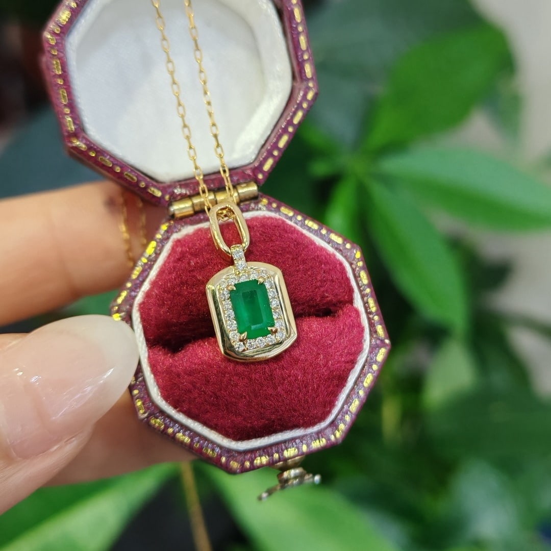 14k Gold 0.5 Ct Vivid Green Natural Emerald & Diamond Pendant( Without Chain ) - 2