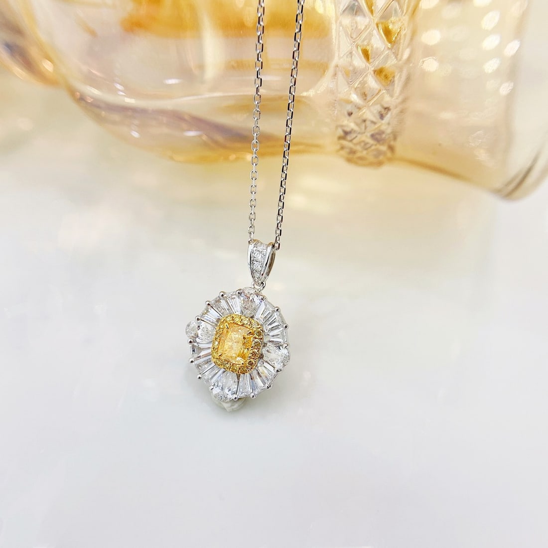 14k Gold 1.36 Ctw Natural Yellow Diamond & Diamond Necklace - 3