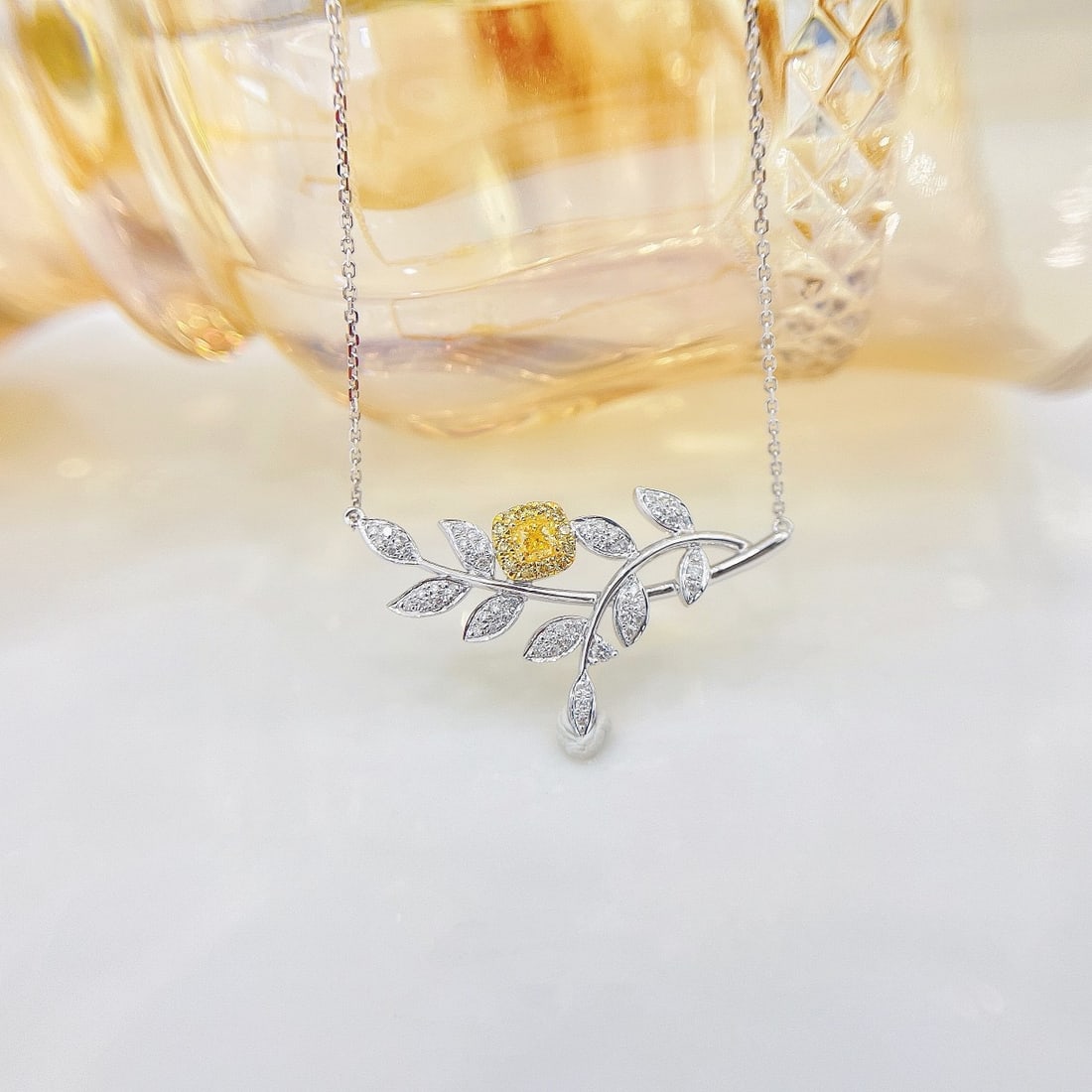 14k Gold 0.38 Ctw Natural Yellow Diamond & Diamond Necklace: Ref:231102265 // gold content:14k gold // main gemstone:yellow diamond // shape:cushion // carat weight:0. 16ct // color:yellow // treatment:natural // // adjacent gemstone 2 : diamond // shape:round