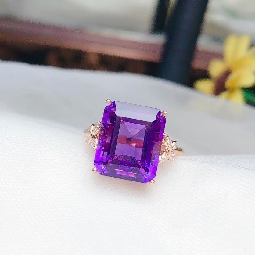14k Gold 11.50 Ct Natural Amethyst & Diamond Ring - 2