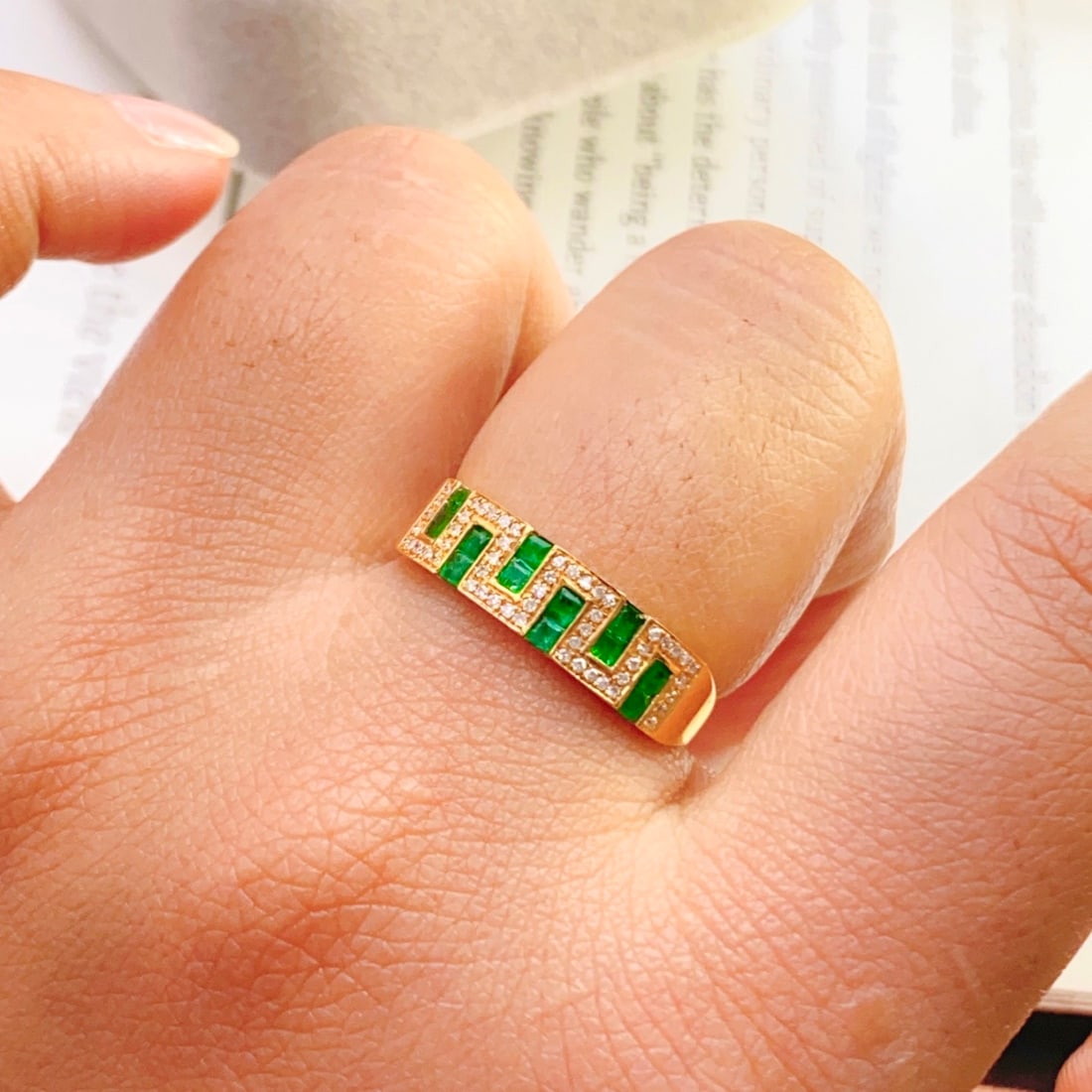 14k Gold 0.80 Ct Natural Emerald & Diamond Ring - 3
