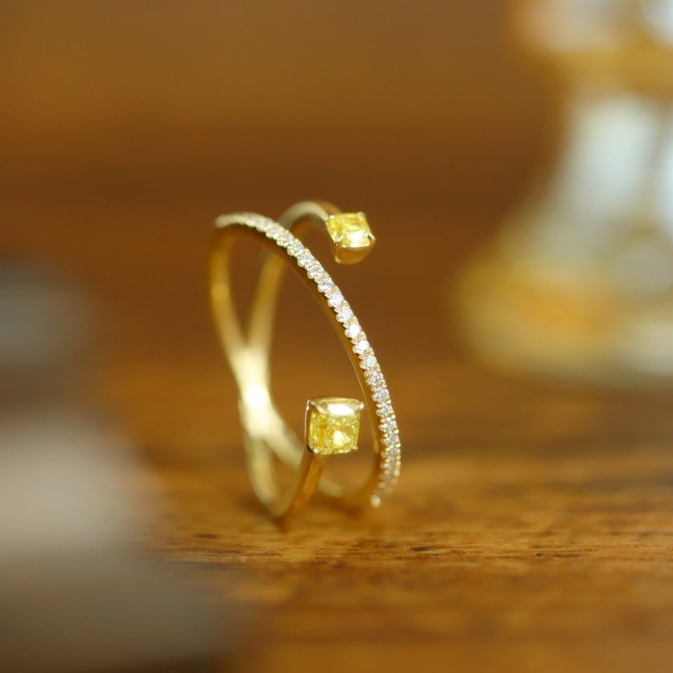14k Gold 0.43 Ctw Natural Yellow Diamond & Diamond Ring - 4