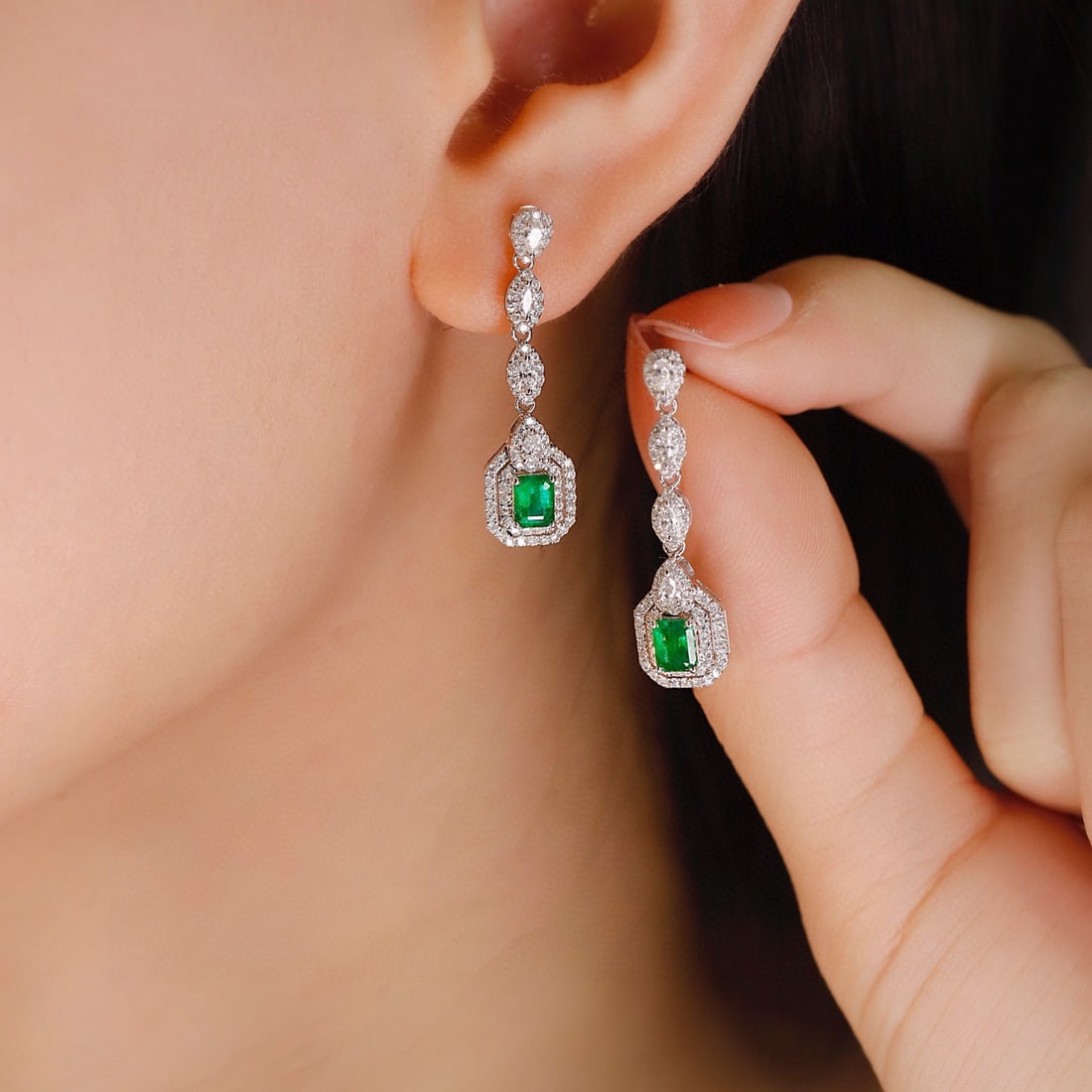 14k Gold 1.67 Ctw Vivid Green Natural Emerald & Diamond Jewelry Set - 3