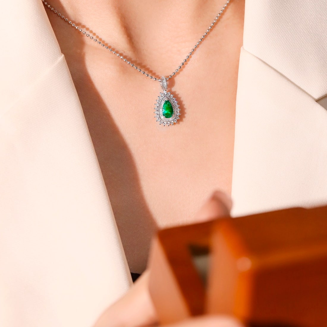 14k Gold 1.36 Ctw Vivid Green Natural Emerald & Diamond Pendant( Without Chain ) - 5