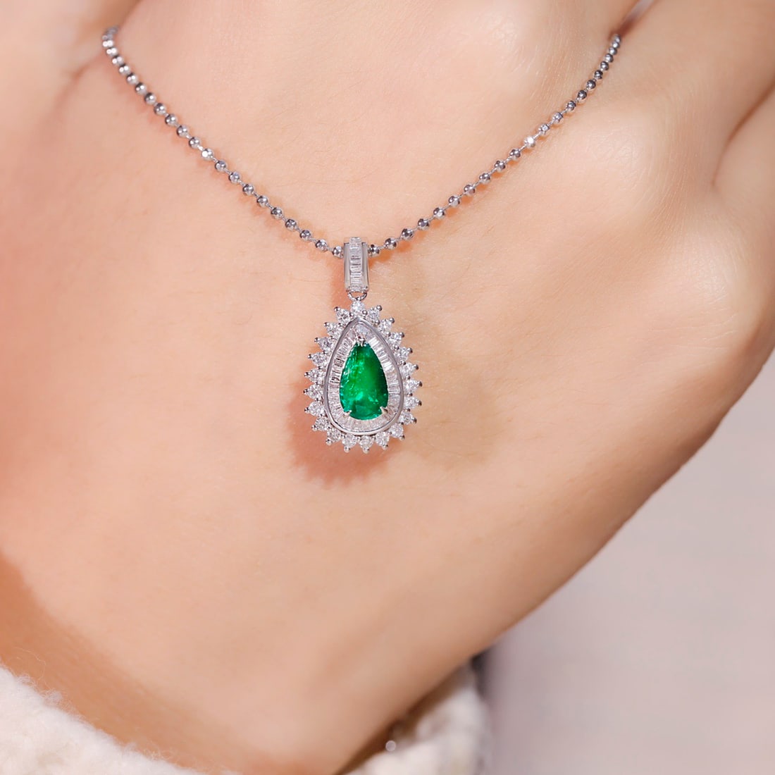 14k Gold 1.36 Ctw Vivid Green Natural Emerald & Diamond Pendant( Without Chain ) - 6