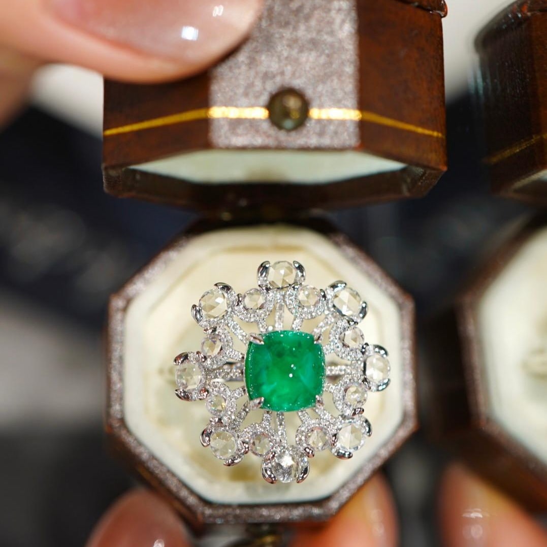 14k Gold 2.1 Ct Vivid Green Natural Emerald & Sapphire & Diamond Ring/pendant( Without Chain ) - 2
