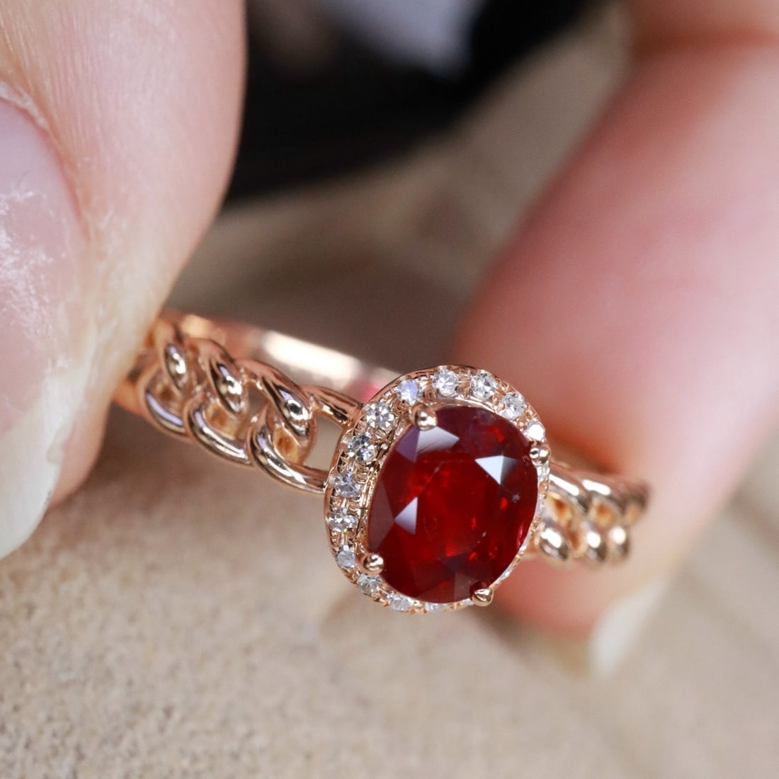 14k Gold 0.68 Ctw Natural Ruby & Diamond Ring - 3