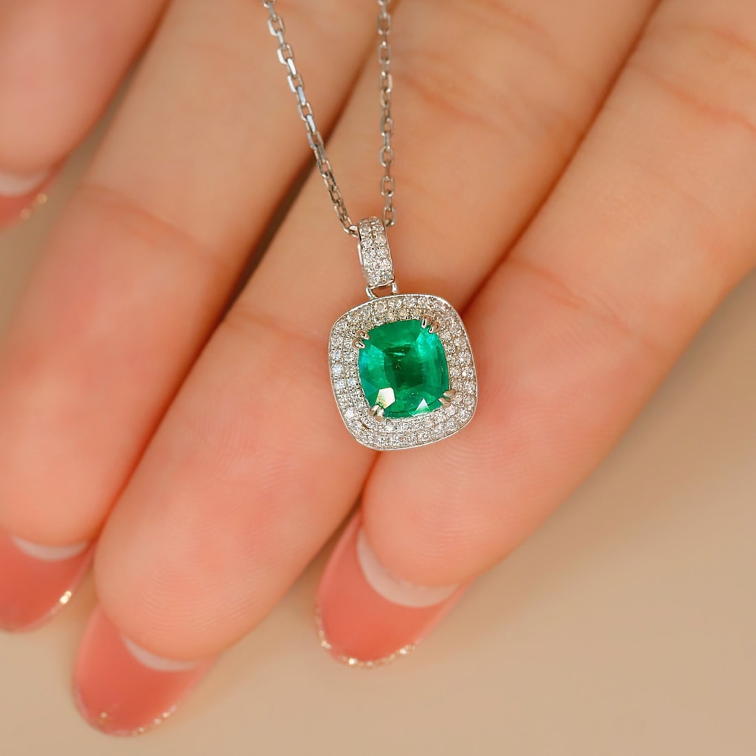 14k Gold 1.04 Ctw Natural Emerald & Diamond Pendant( Without Chain ) - 2