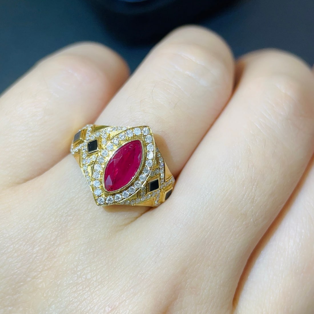 14k Gold 1.57 Ctw Natural Ruby & Diamond Ring - 6