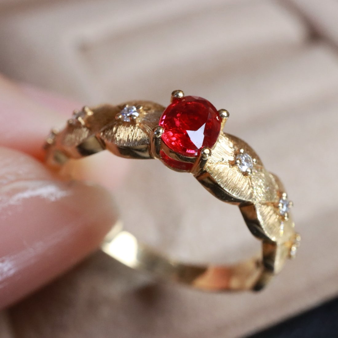 14k Gold 0.46 Ctw Natural Ruby & Diamond Ring - 3