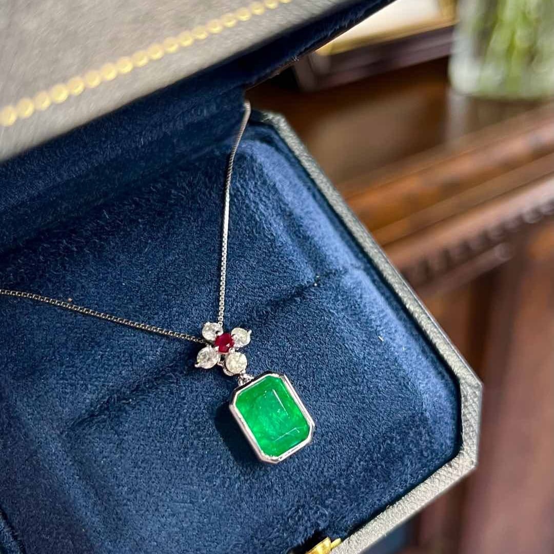 14k Gold 3.53 Ctw Natural Emerald & Diamond Pendant( Without Chain ) - 5