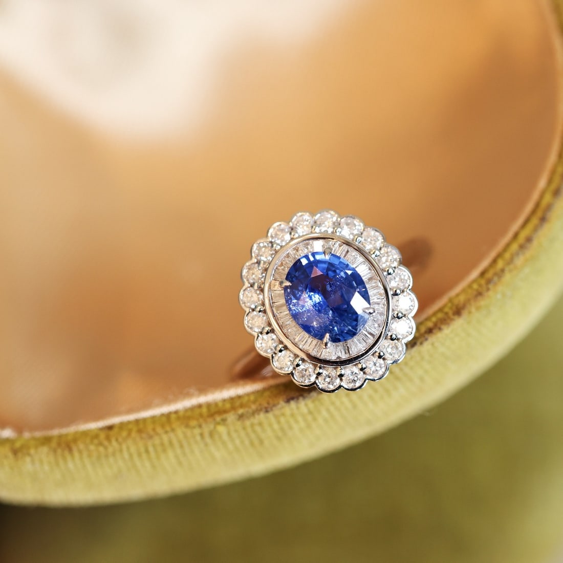 14k Gold 1.84 Ctw Natural Sapphire & Diamond Ring - 4