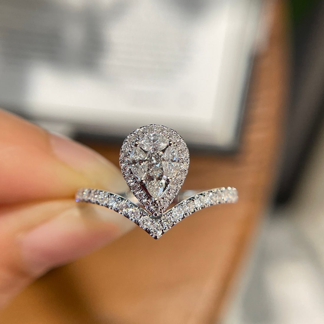 14k Gold 0.60 Ct Natural H Diamond Ring - 6