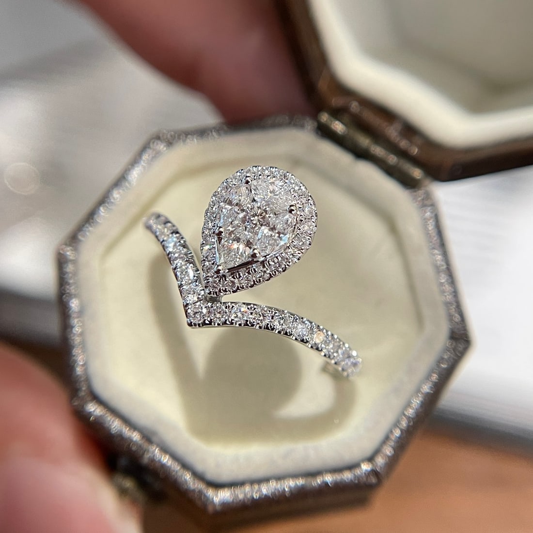 14k Gold 0.60 Ct Natural H Diamond Ring - 7