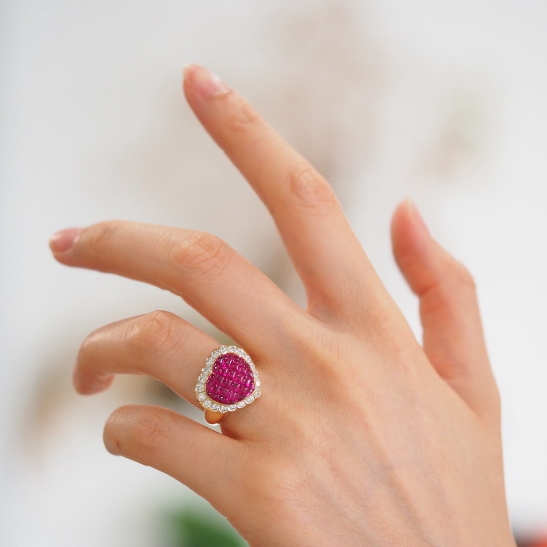 14k Gold 3.32 Ctw Natural Ruby & Diamond Ring - 6