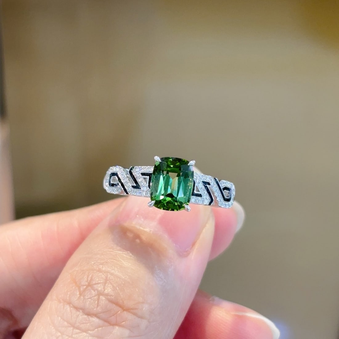 14k Gold 1.7 Ctw Natural Tourmaline & Diamond Ring - 6