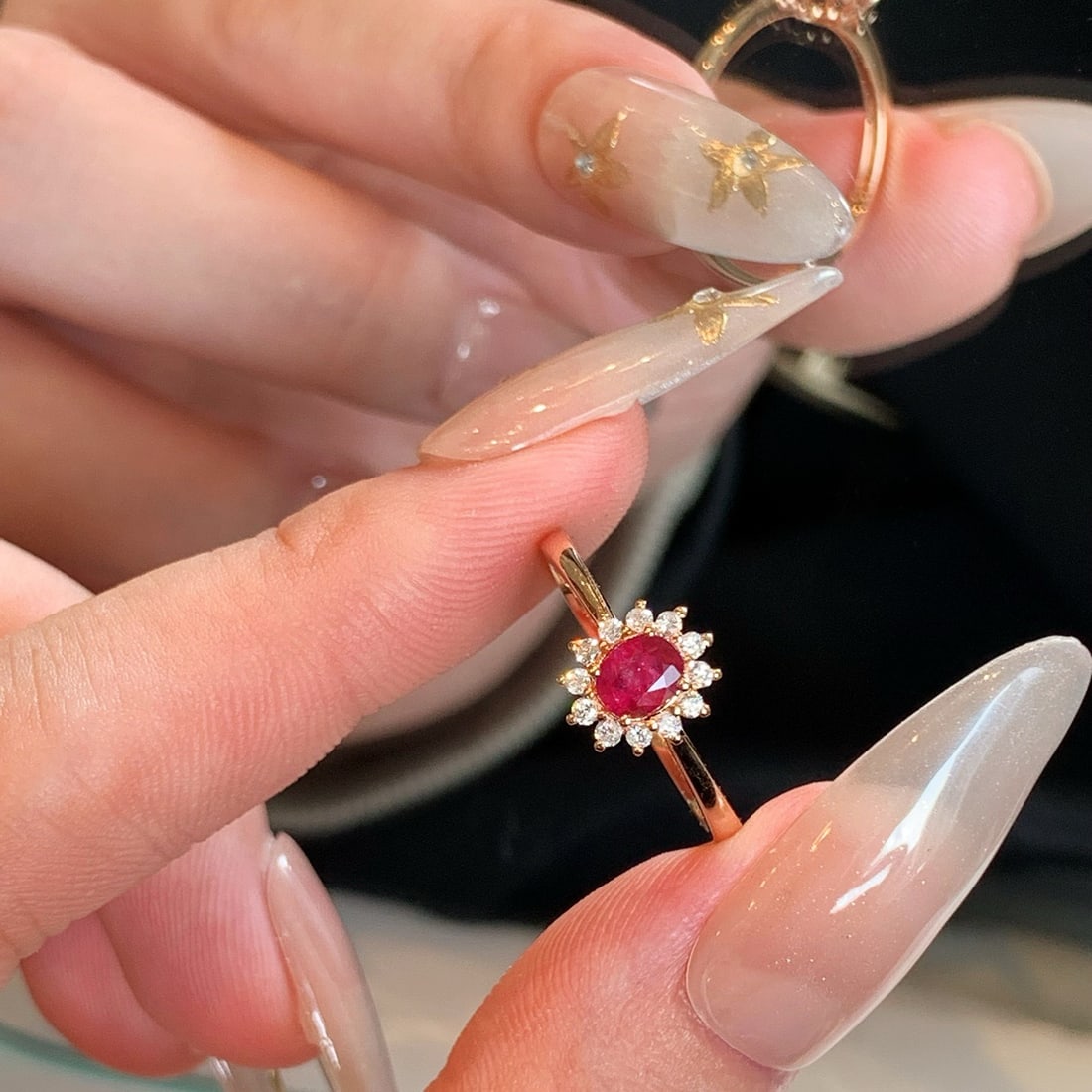 14k Gold 0.56 Ctw Natural Ruby & Diamond Ring - 5